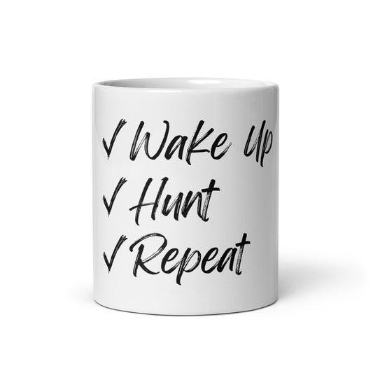 Hunt White glossy mug